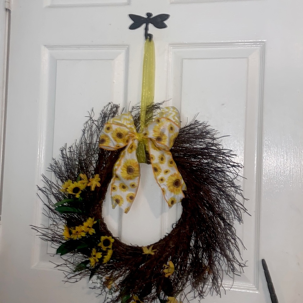 Spring/ Summer door hanger wreath sunflowers